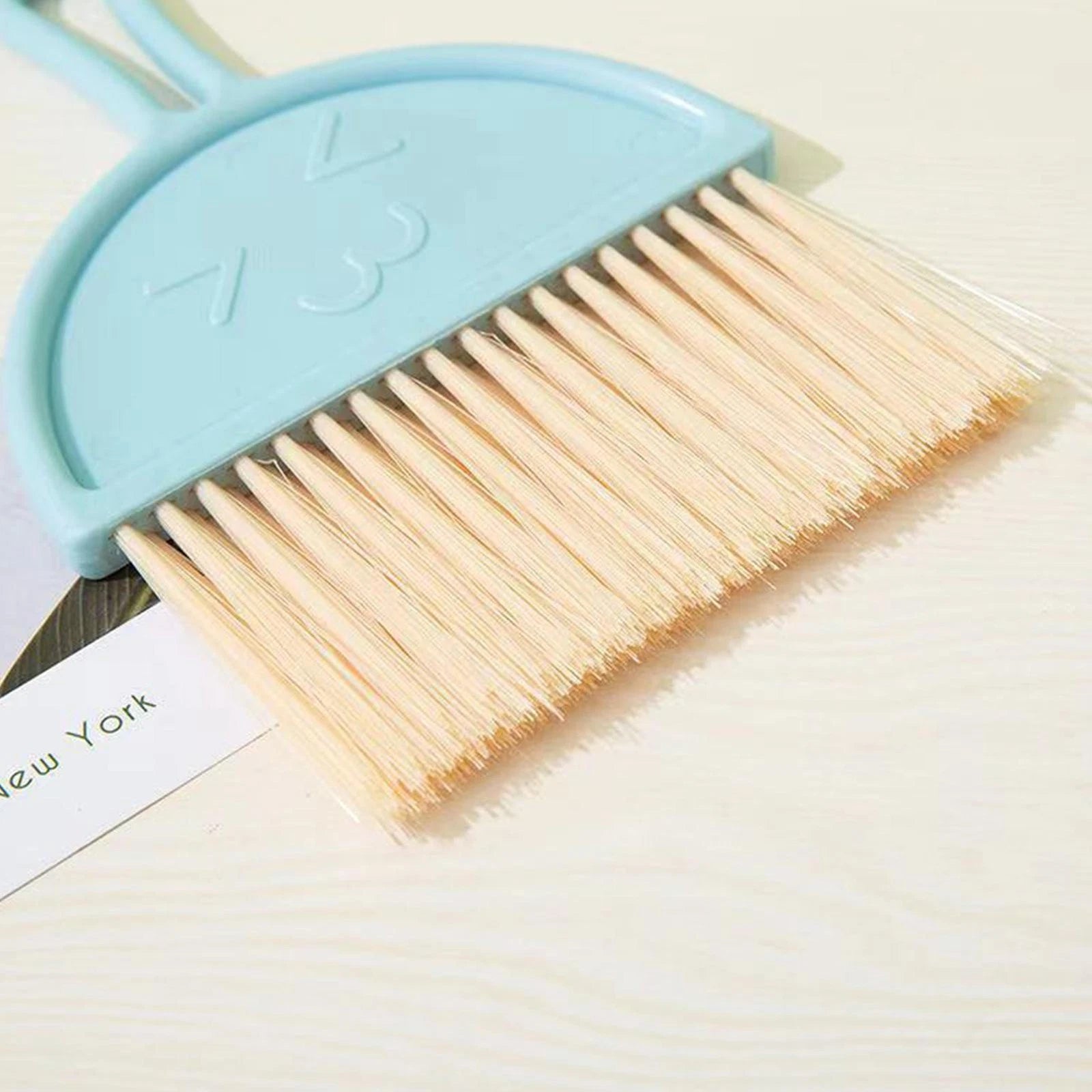 1Set Mini Hand Cleaning Broom And Dustpan Set Small Dust Pans With Brush