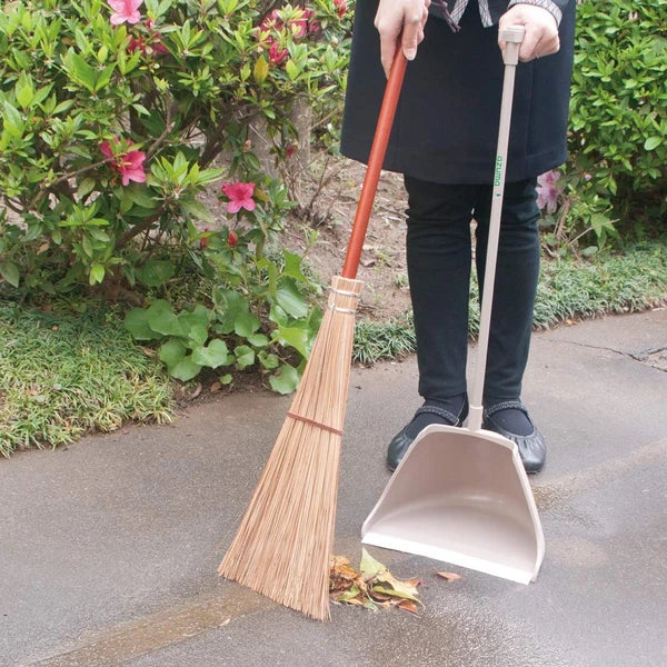 Azuma Industrial Masterpiece Garden Chillitore Self-standing broom and dustpan s