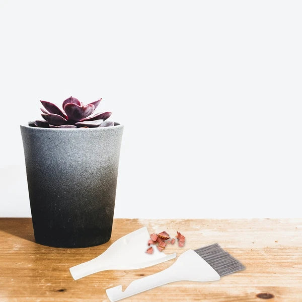 2 Sets Mini Dustpan Broom Desktop Cleaner Hand Cleaning Supplies