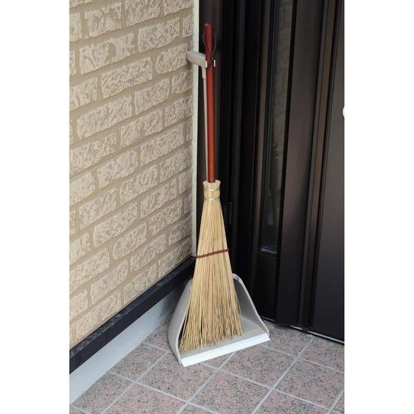 Azuma Industrial Masterpiece Garden Chillitore Self-standing broom and dustpan s