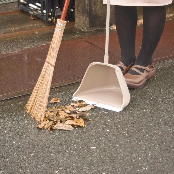 Azuma Industrial Masterpiece Garden Chillitore Self-standing broom and dustpan s