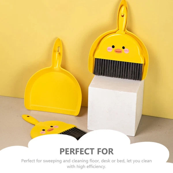2 Sets Mini Broom Kids Sweeping Brush Toy Pupils Dustpan and Desktop